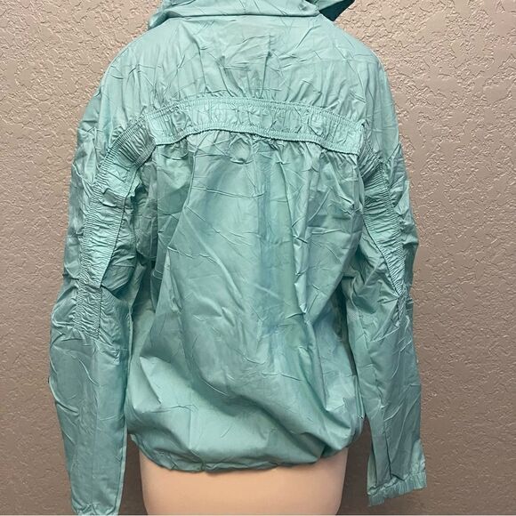 Adidas W.N.D. PrimeBlue Jacket  - Picture 15 of 15